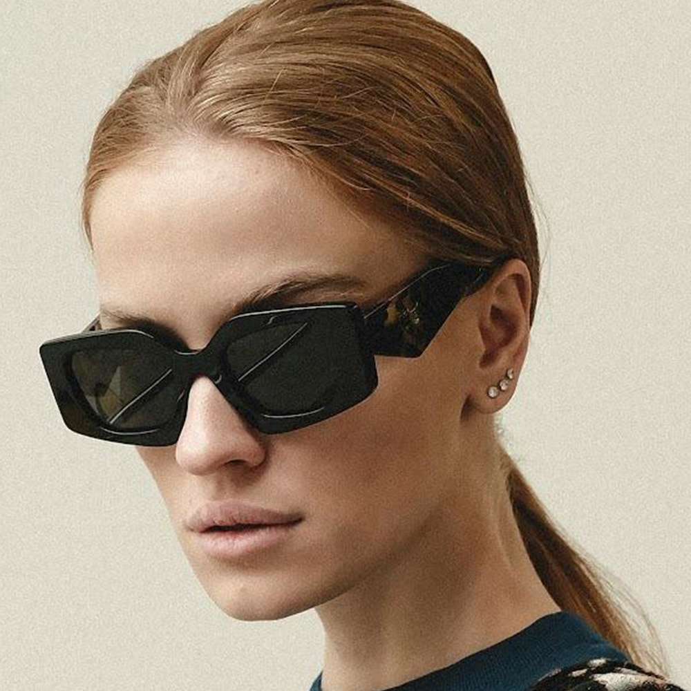 Eyewear product display