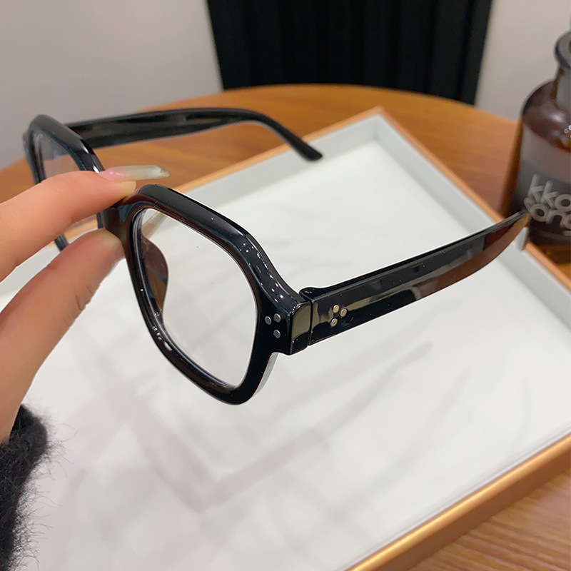 Glasses frame Male Tide Personality Literature retro Flat Mirror Female Eye Protection Without Degrees Eye Tide Black frame