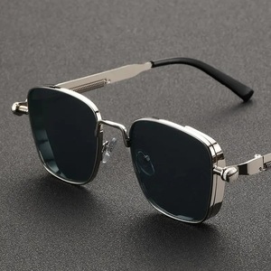Retro Square-Frame Steampunk Metal UV400 Sunglasses