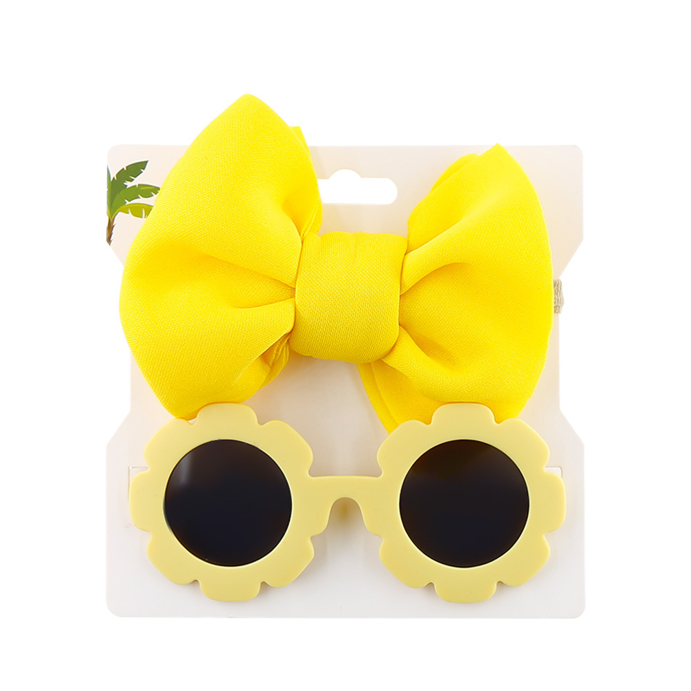 Flower children sunglasses detail 9